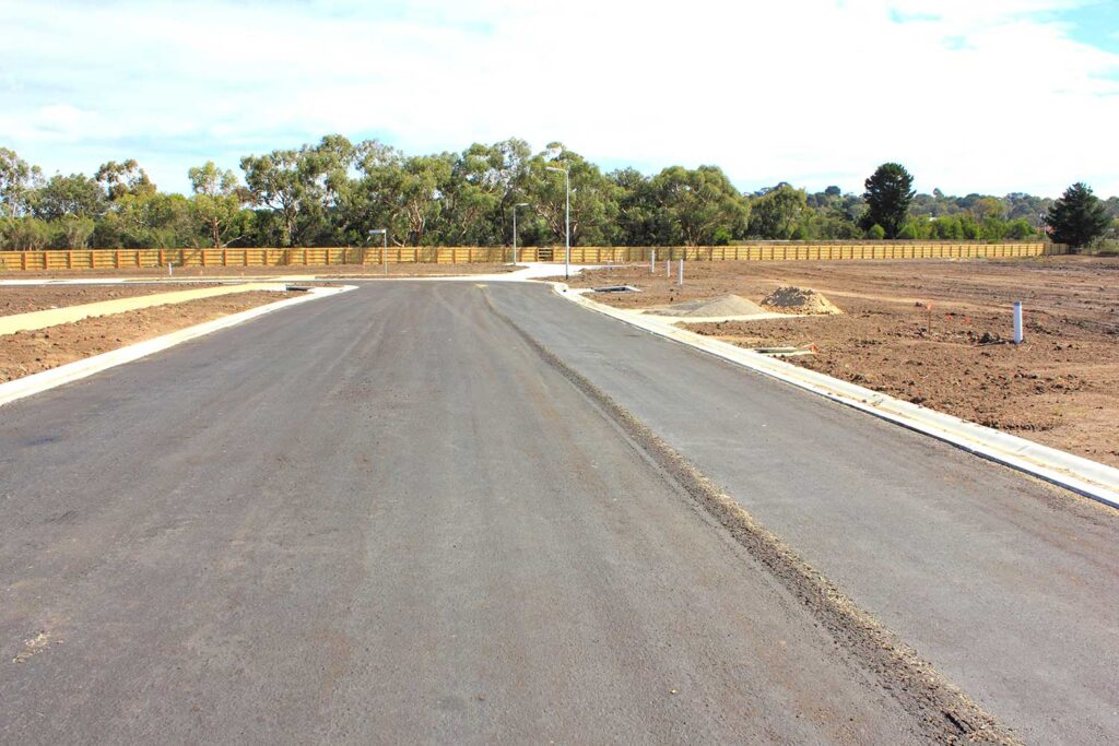 WHEM Equipment Hire Mackay Service & Water Truck Dry Hire for Mining